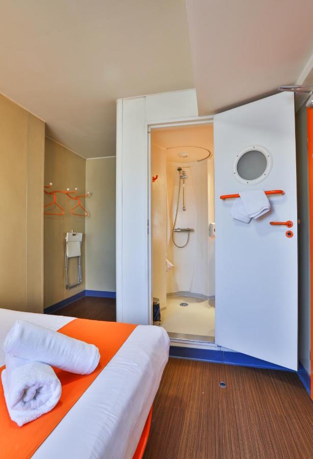 อีซี โฮเทล โซเฟีย Hotel ภายนอก รูปภาพ